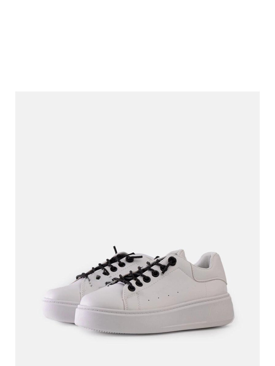 Baskets model 207257 Solea
