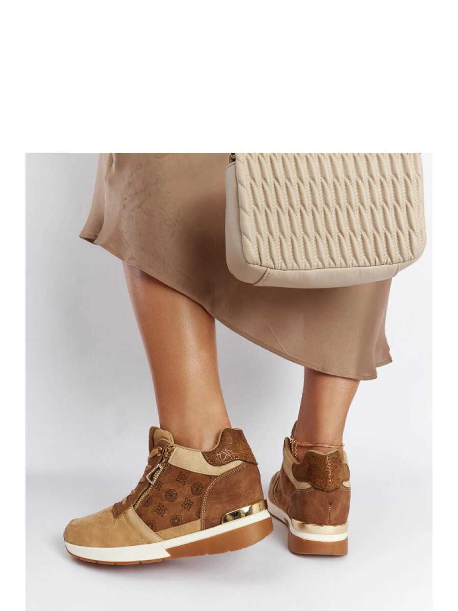 Baskets model 207558 Solea