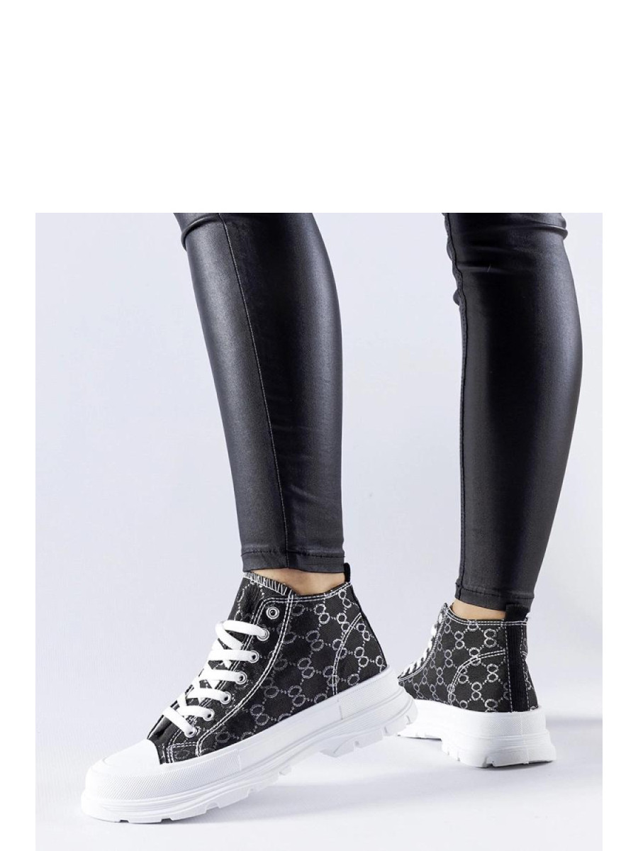 Baskets model 207613 Solea