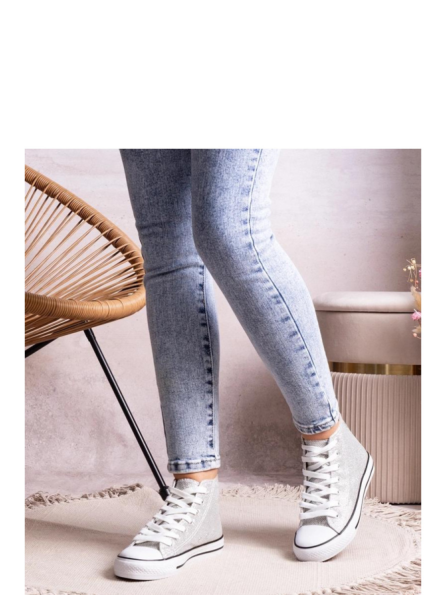 Baskets model 207211 Solea