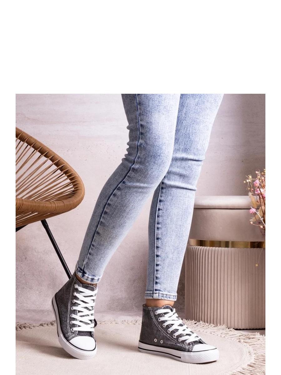 Baskets model 207212 Solea
