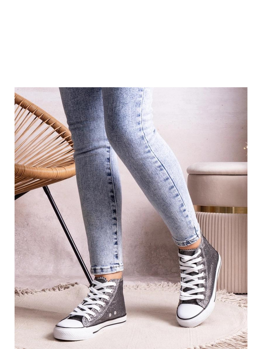 Baskets model 207212 Solea