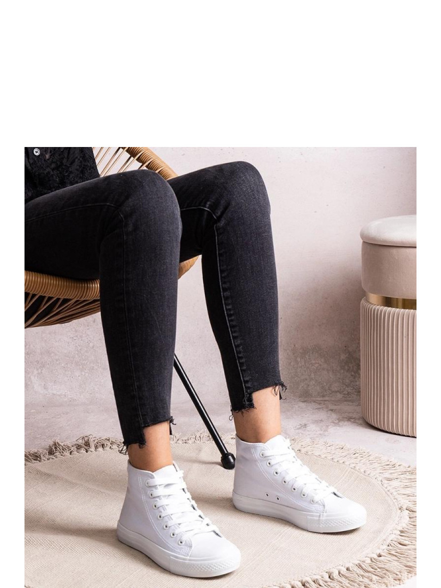Baskets model 207213 Solea