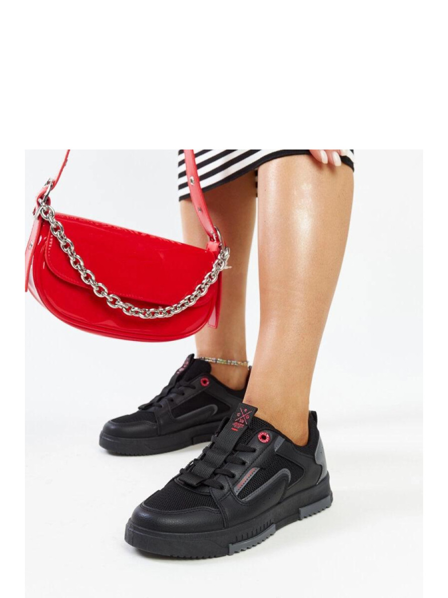 Baskets model 207353 Solea