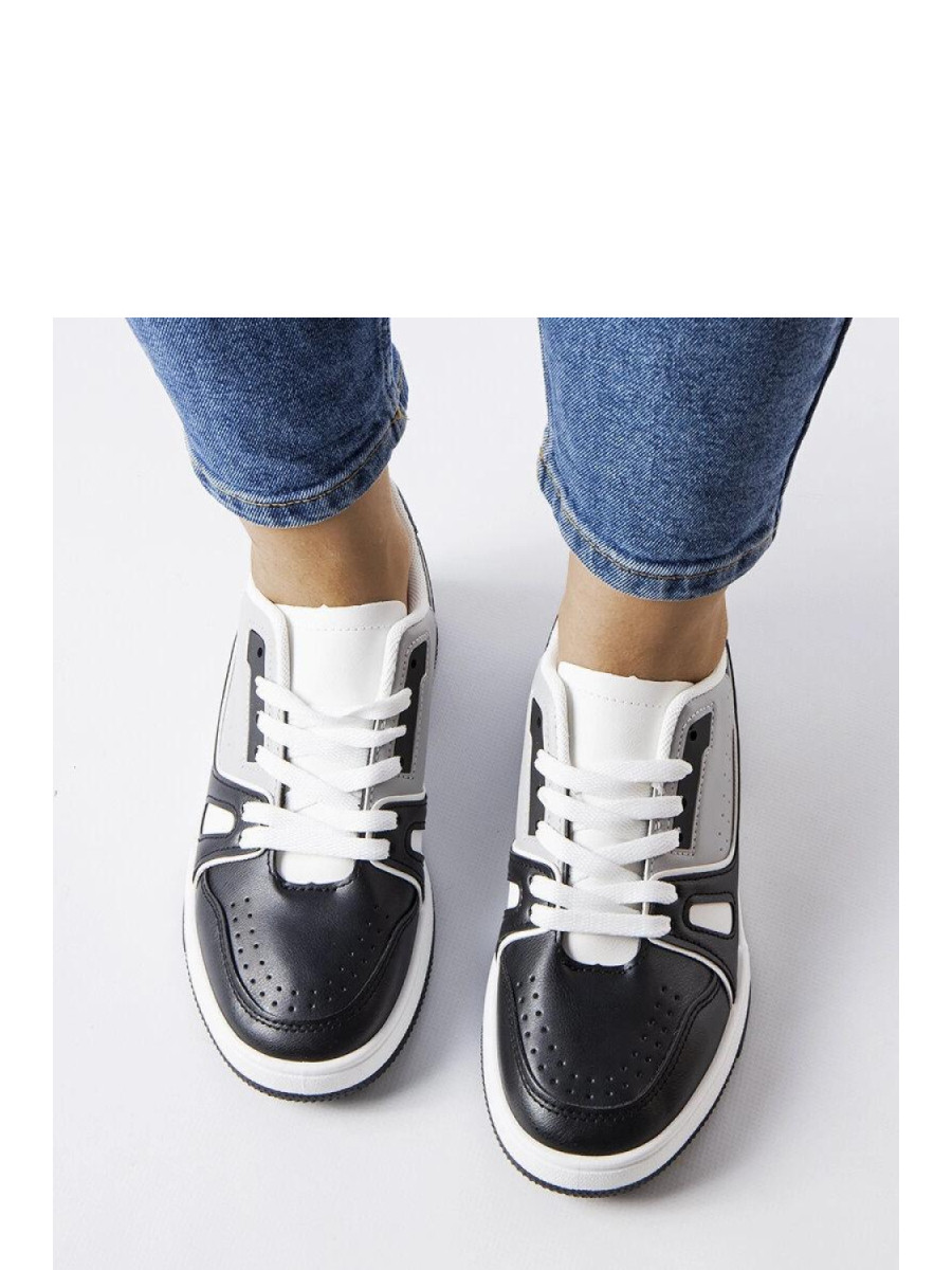 Baskets model 207770 Solea