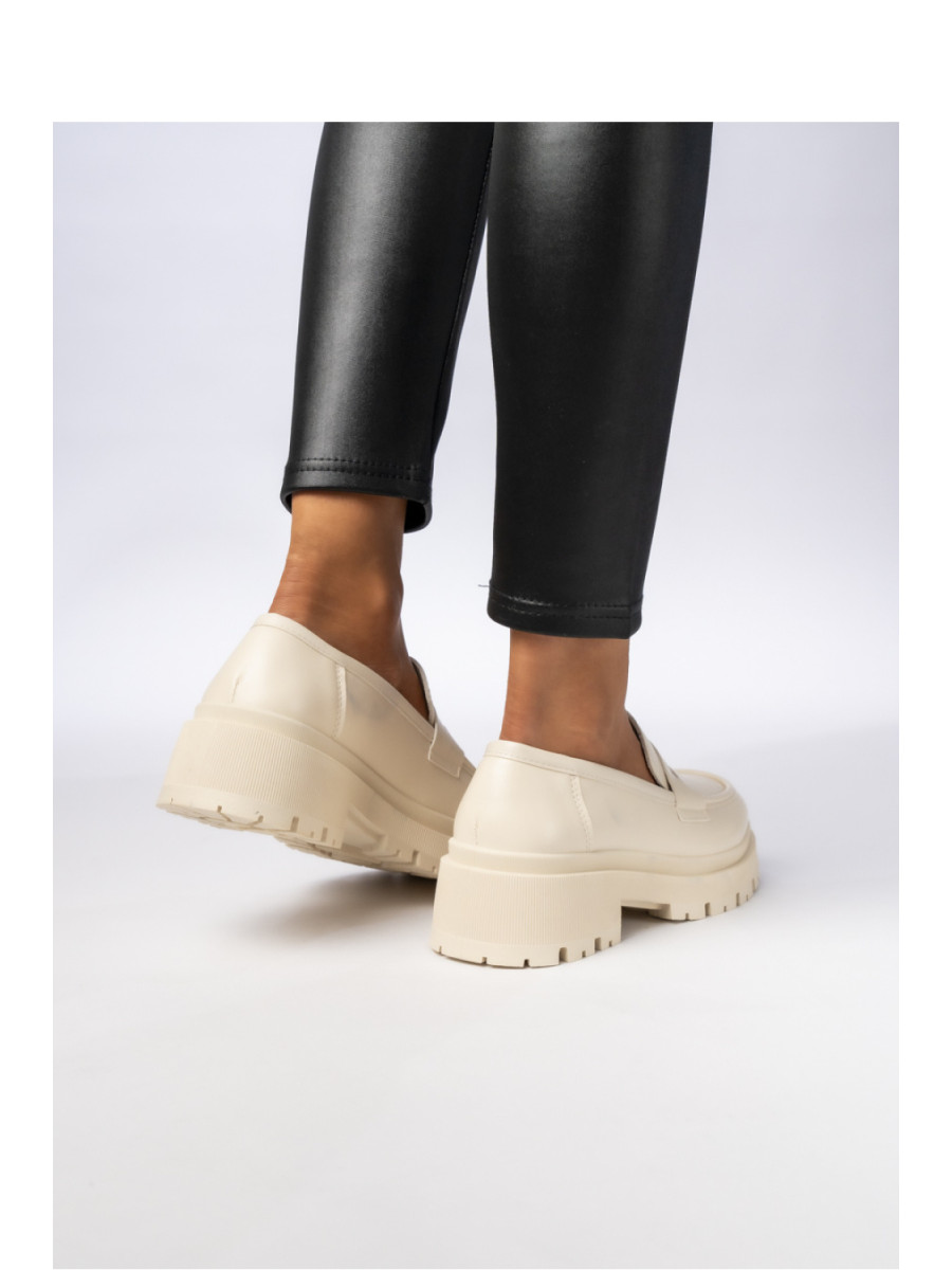 Moccasins model 210611 Inello