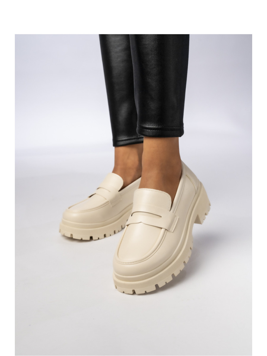 Moccasins model 210611 Inello