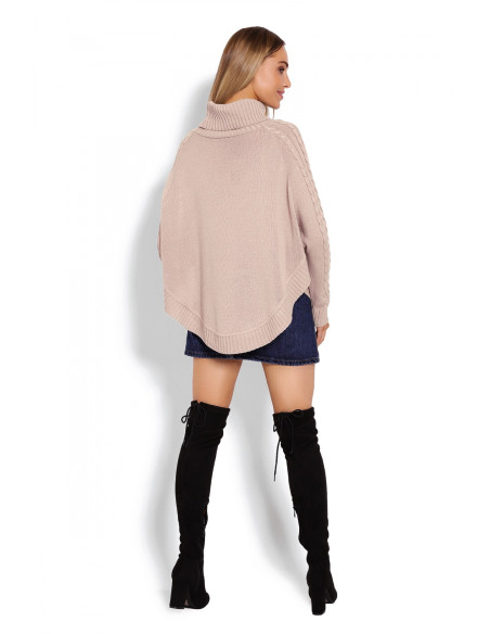 Poncho model 122917 PeeKaBoo