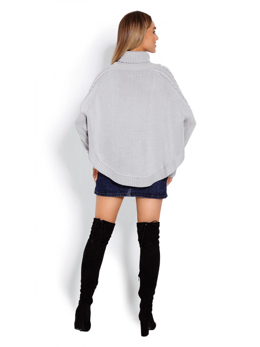Poncho model 122920 PeeKaBoo