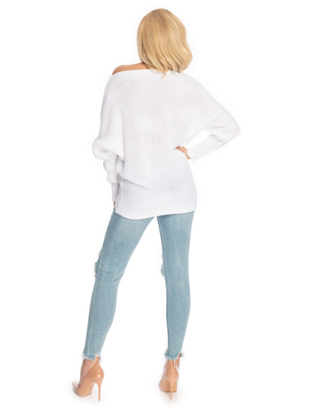 Chandail model 146917 PeeKaBoo