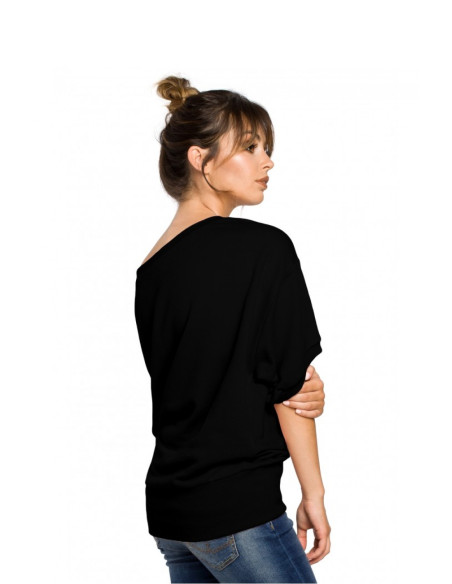 Sweatshirt model 150123 BeWear