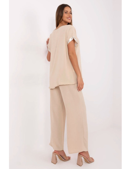 L`ensemble model 211449 Italy Moda