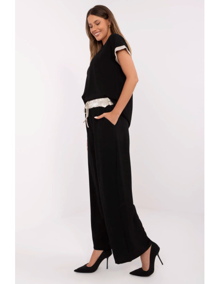 L`ensemble model 211452 Italy Moda
