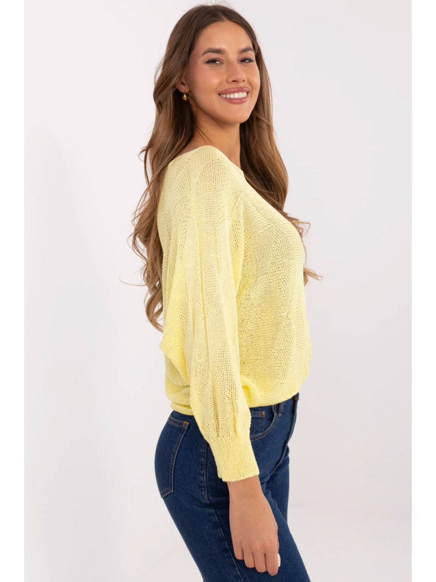 Chandail model 209506 Italy Moda