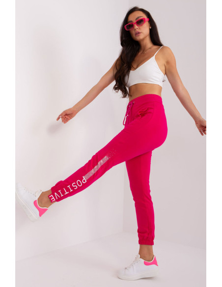 Pantalon survêtement model 211744 Relevance