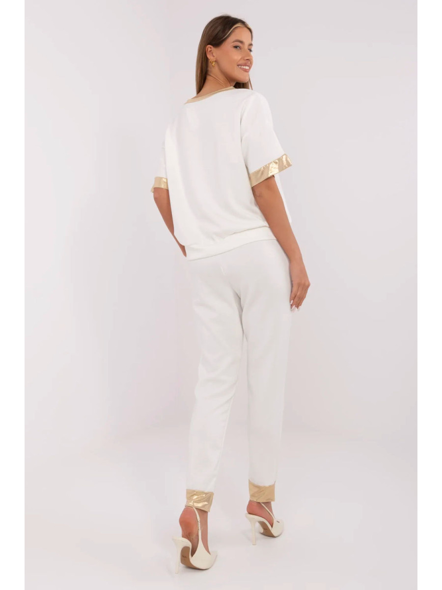 L`ensemble model 212052 Italy Moda