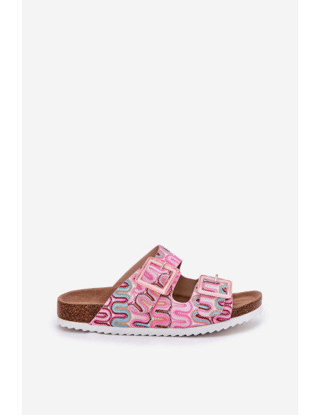 Clacquettes model 211963 Step in style