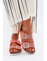 Clacquettes model 211964 Step in style