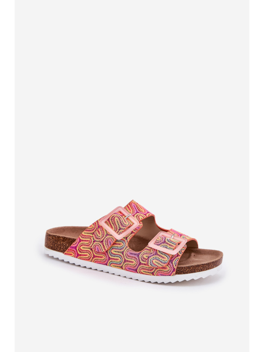 Clacquettes model 211964 Step in style