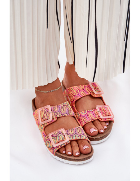 Clacquettes model 211964 Step in style