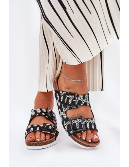 Clacquettes model 211965 Step in style