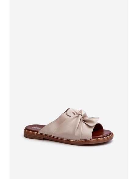 Clacquettes model 196426 Step in style