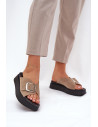 Clacquettes model 211968 Step in style