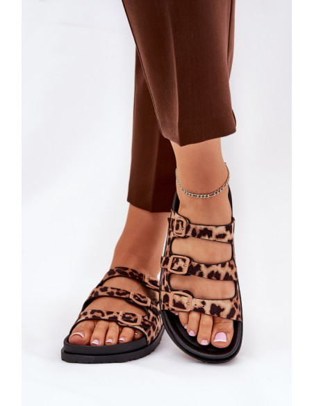 Clacquettes model 212147 Step in style