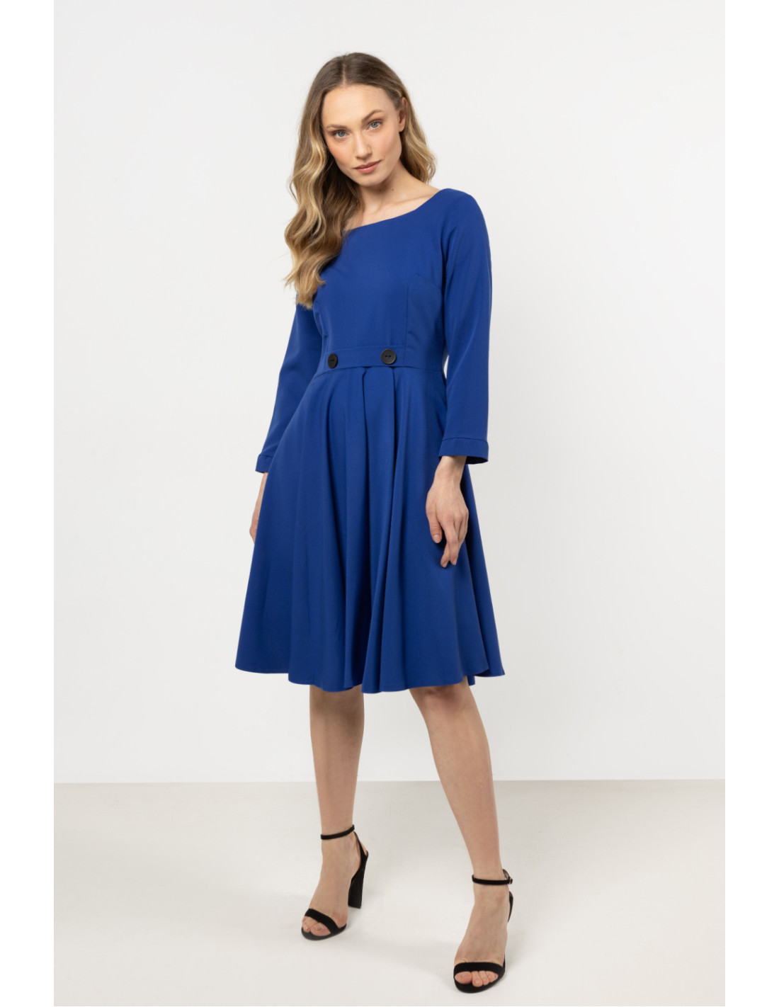 Robe de jour model 212241 awama