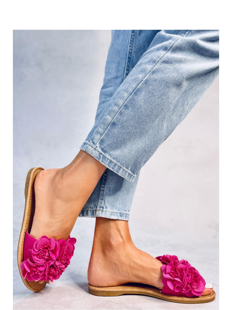 Clacquettes model 180587 Inello