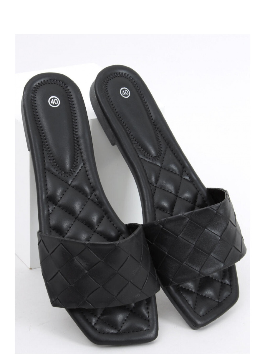 Clacquettes model 164349 Inello