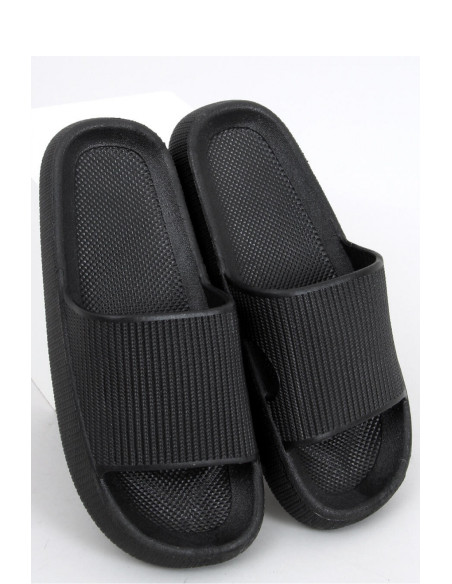 Clacquettes model 162812 Inello