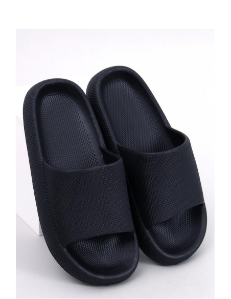 Clacquettes model 180433 Inello
