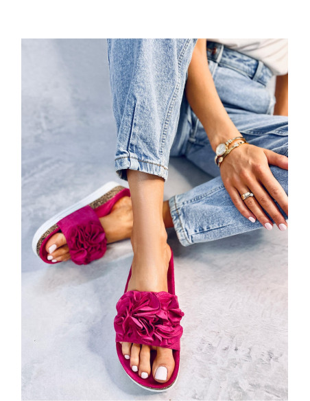 Clacquettes model 180701 Inello
