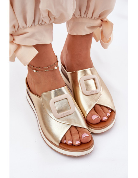 Clacquettes model 212349 Step in style
