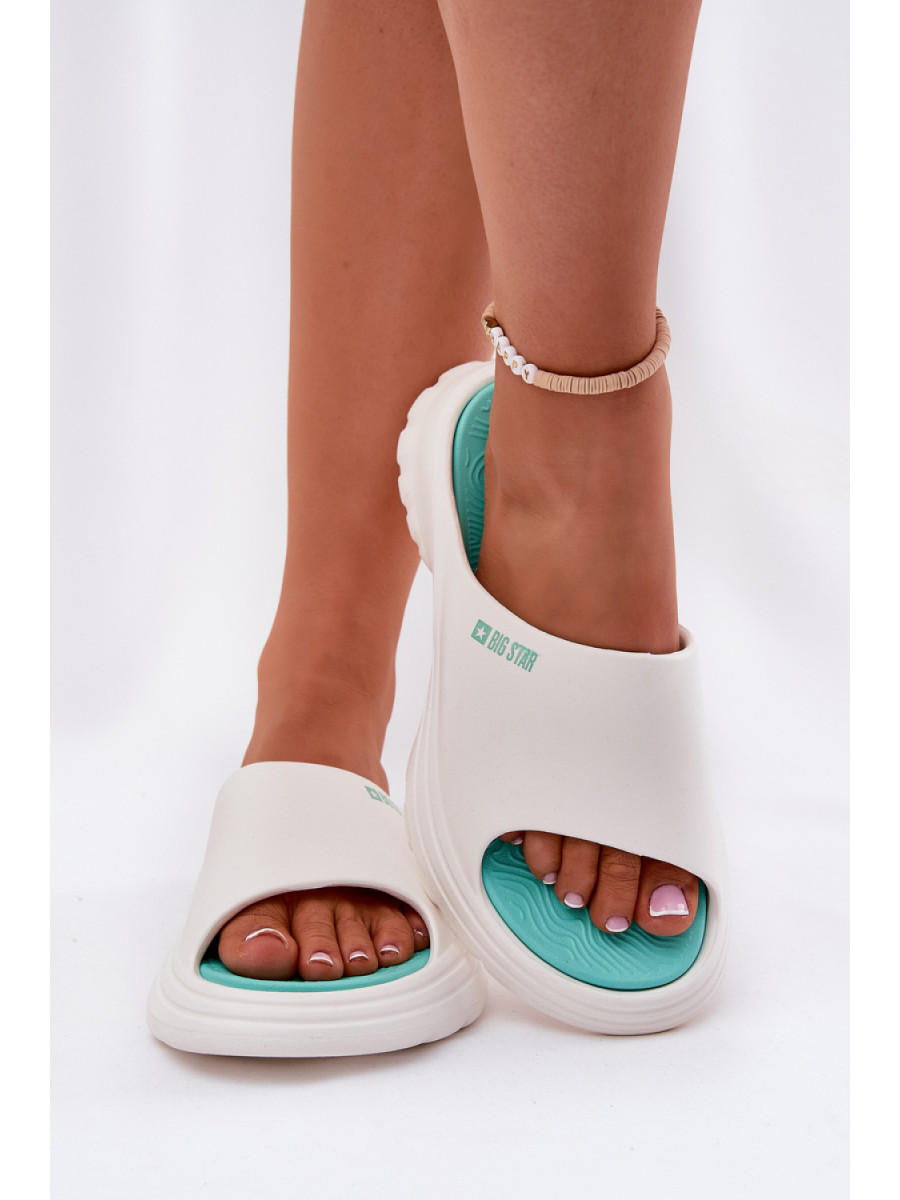Clacquettes model 212371 Step in style