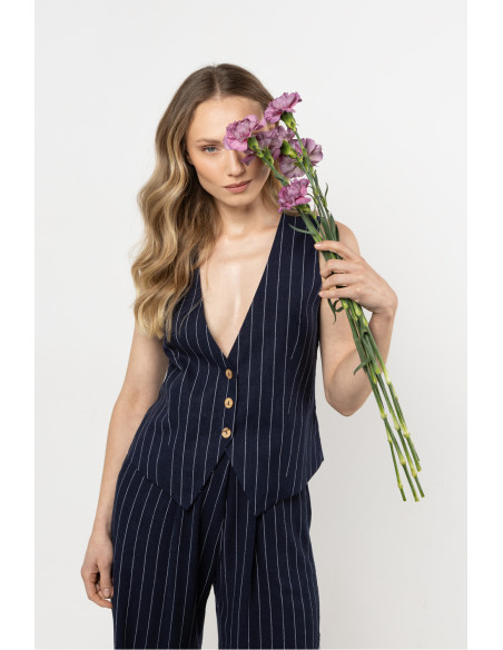 Gilet model 212178 awama