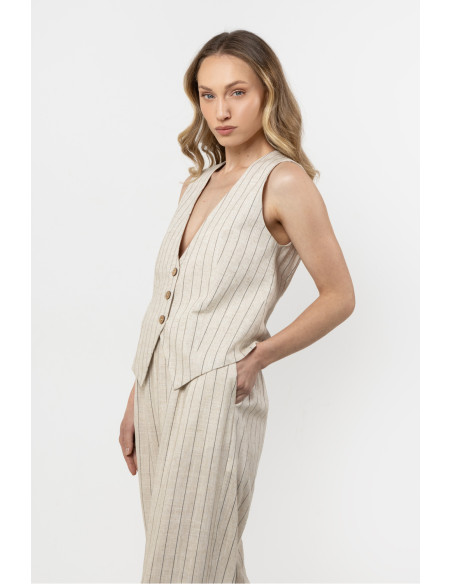 Gilet model 212179 awama