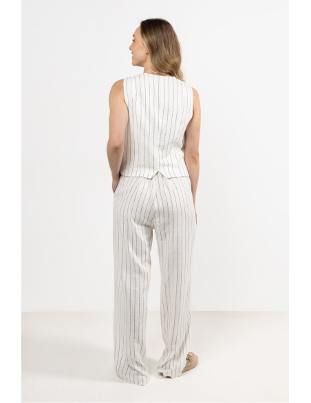 Gilet model 212180 awama