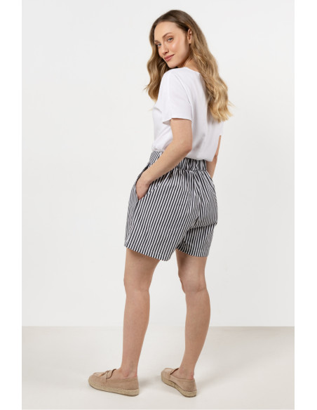 Shorts model 212202 awama