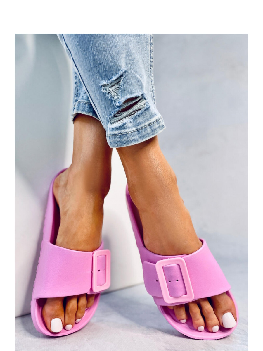 Clacquettes model 180570 Inello
