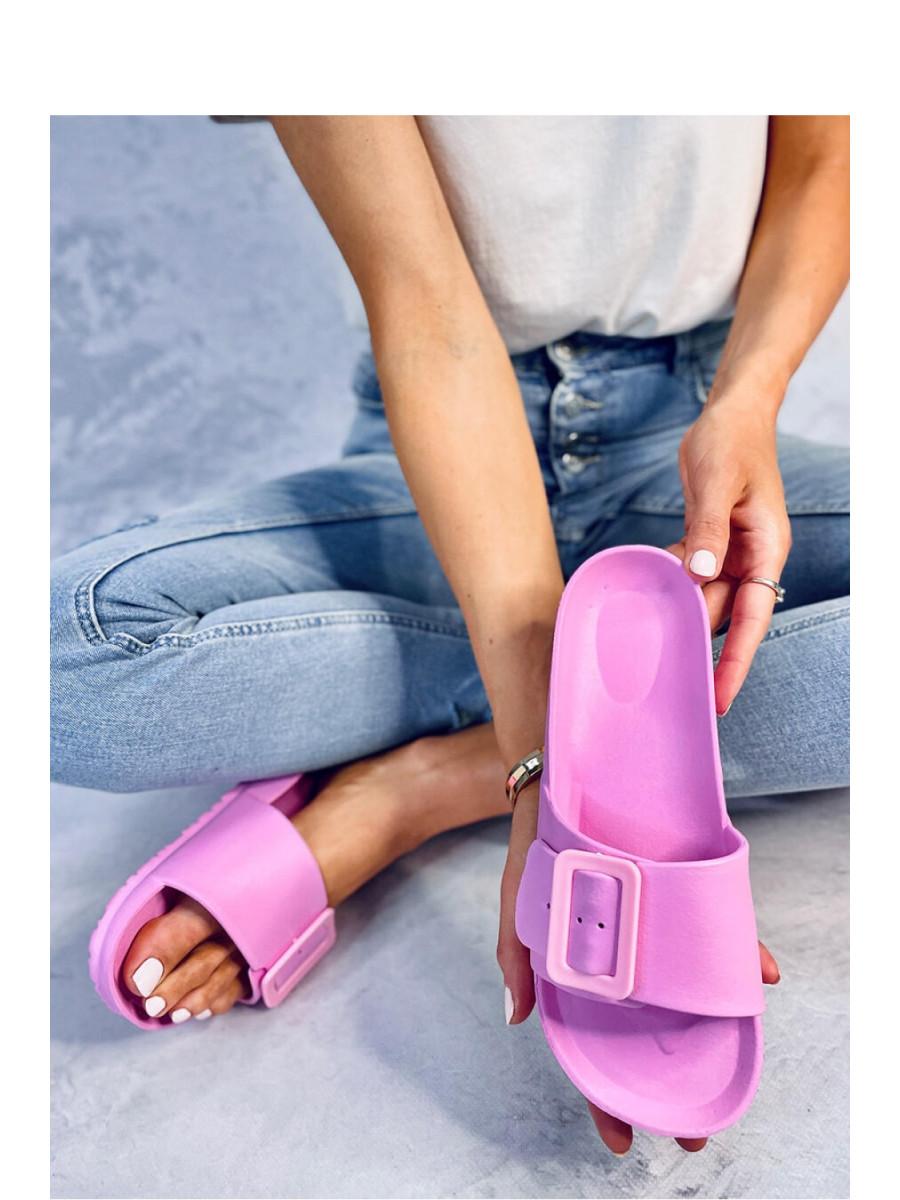 Clacquettes model 180570 Inello