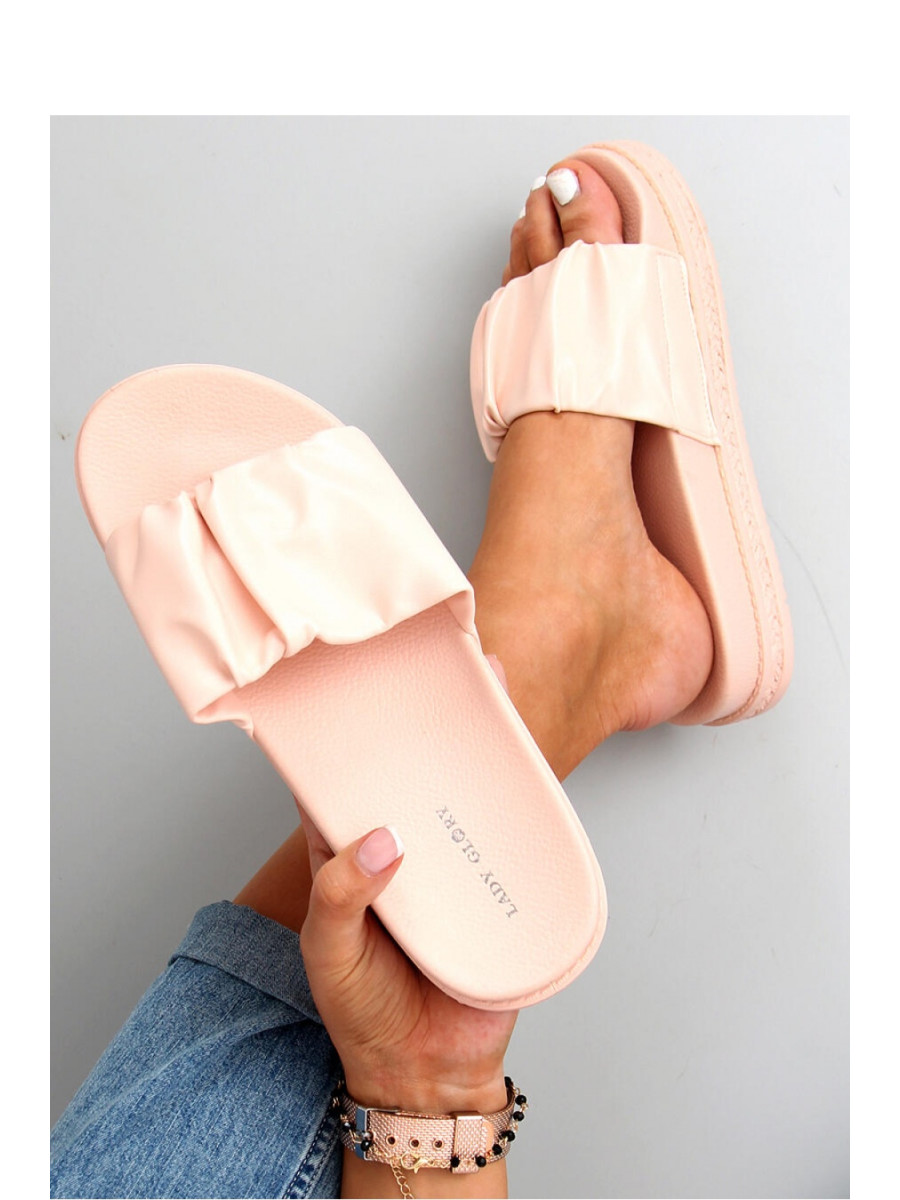 Clacquettes model 165071 Inello