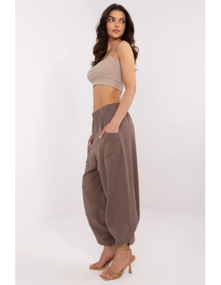 Pantalon survêtement model 210636 Relevance