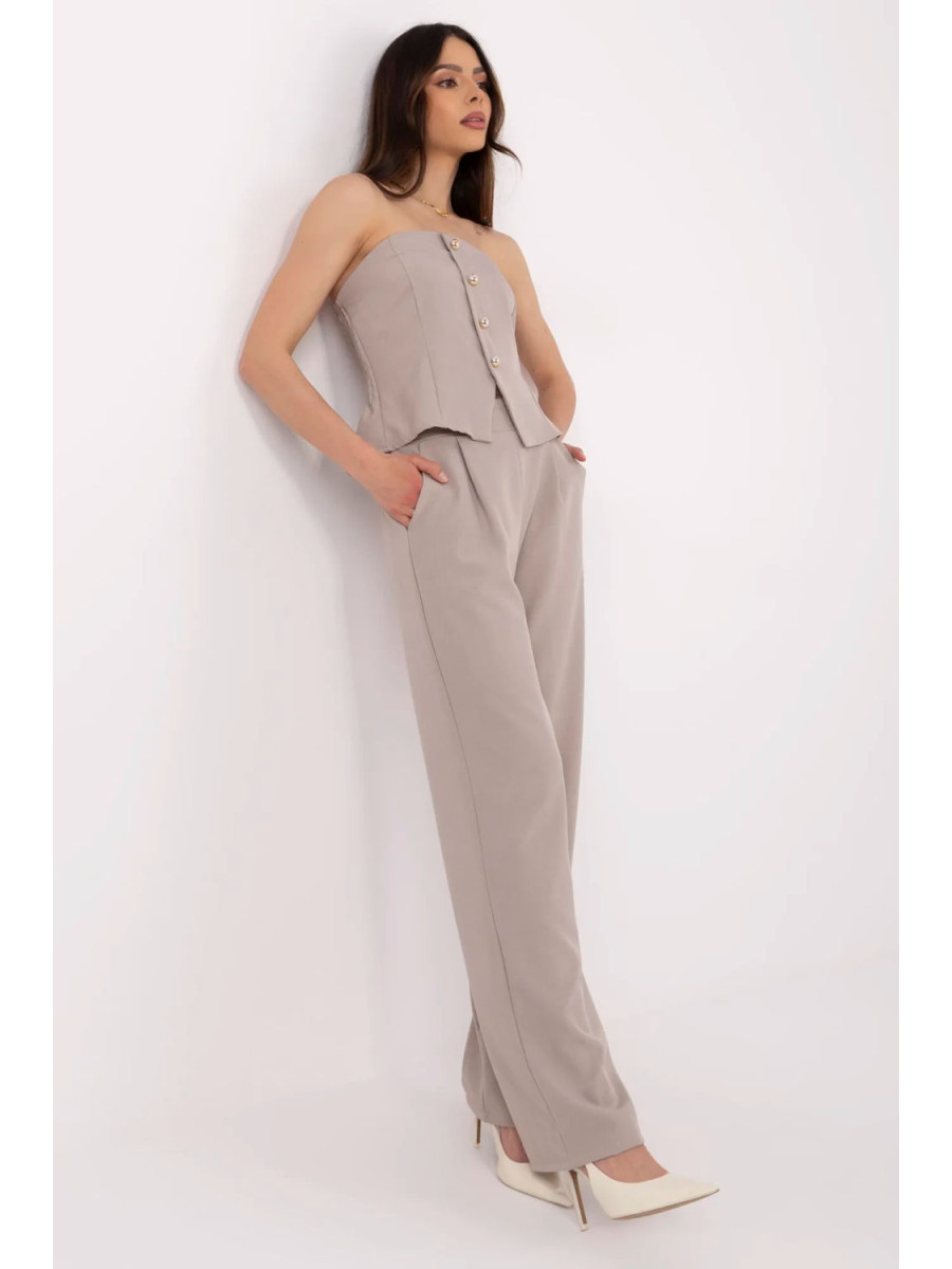 L`ensemble model 212277 Italy Moda