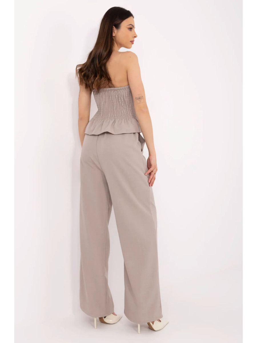 L`ensemble model 212277 Italy Moda