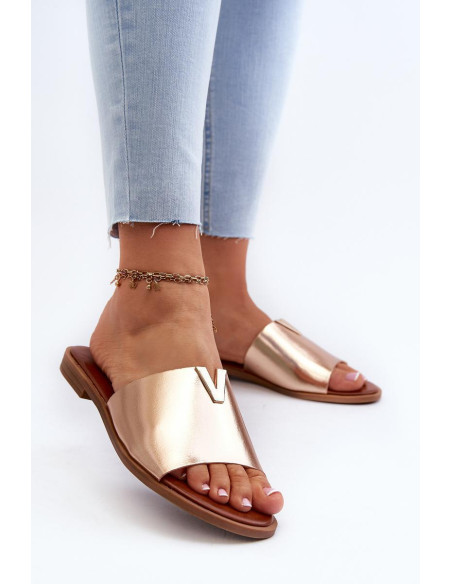 Clacquettes model 196341 Step in style