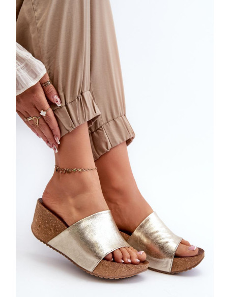 Clacquettes model 197657 Step in style
