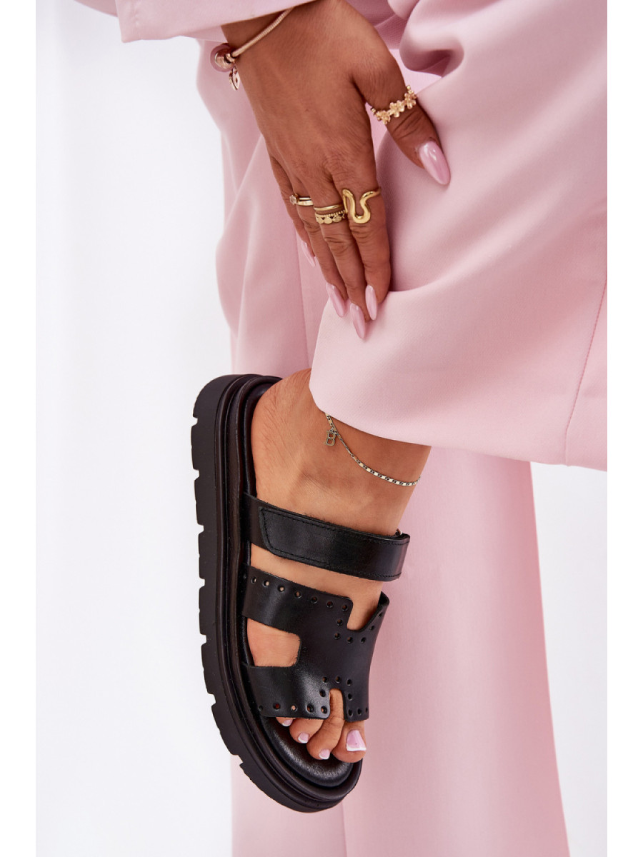 Clacquettes model 212598 Step in style