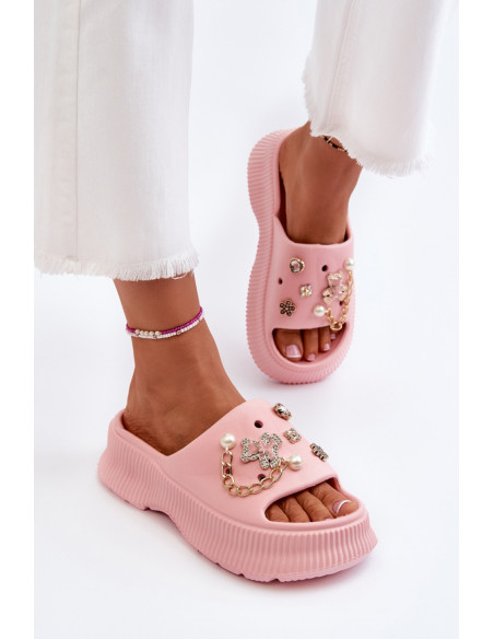 Clacquettes model 194708 Step in style
